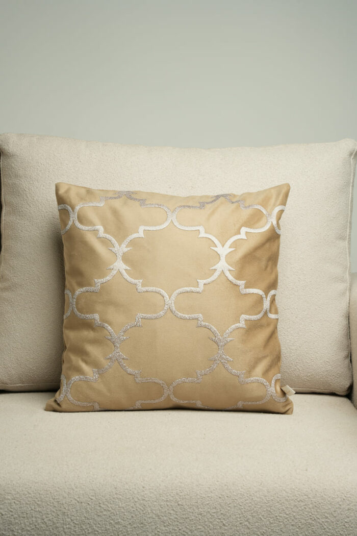 Coussin marron sérigraphié - Motif gris moucheté – Image 1