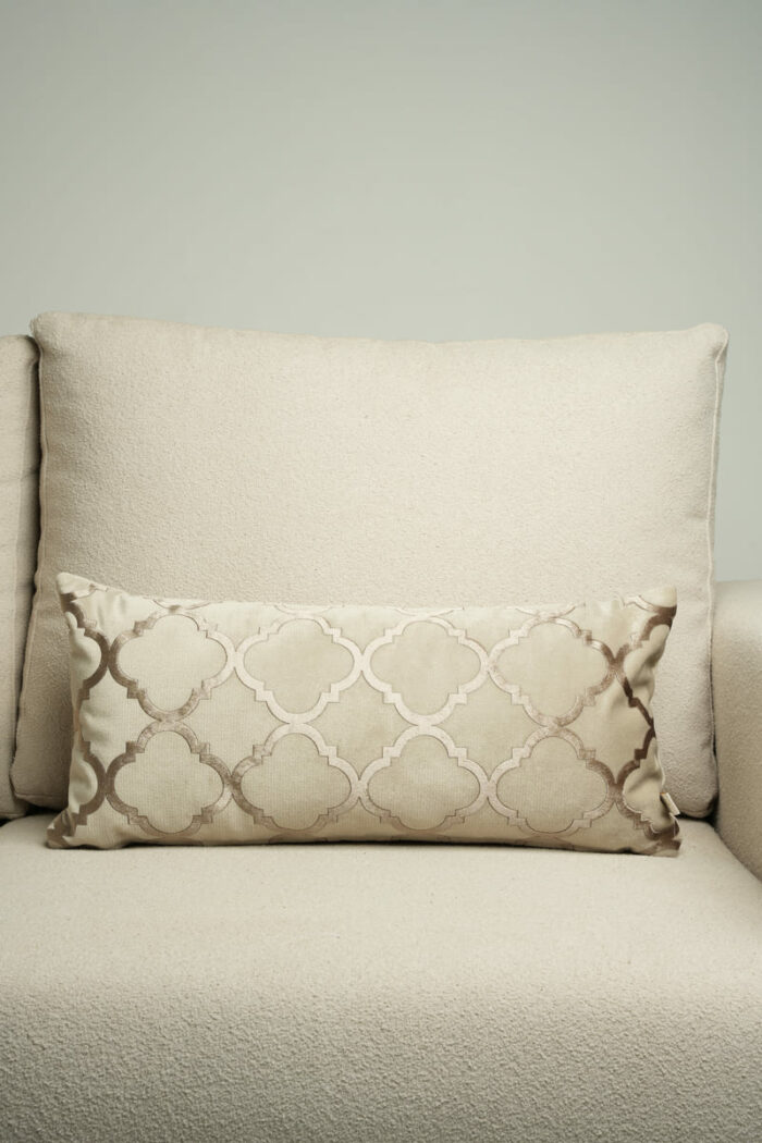 Coussin grège clair sérigraphié - Motif bronze – Image 1