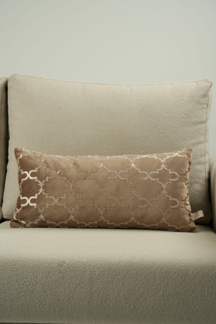 Coussin marron sérigraphié - Motif beige rosé – Image 1