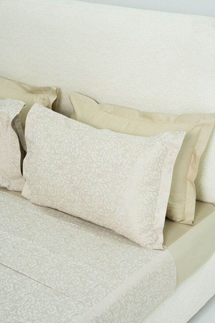 Parure de lit jacquard tissé en beige – Image 1