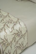 Pack housse de couette brodée - Grège et mauve – Image 2