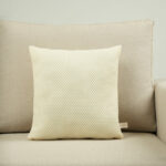 Coussin carré nid d’abeilles beige