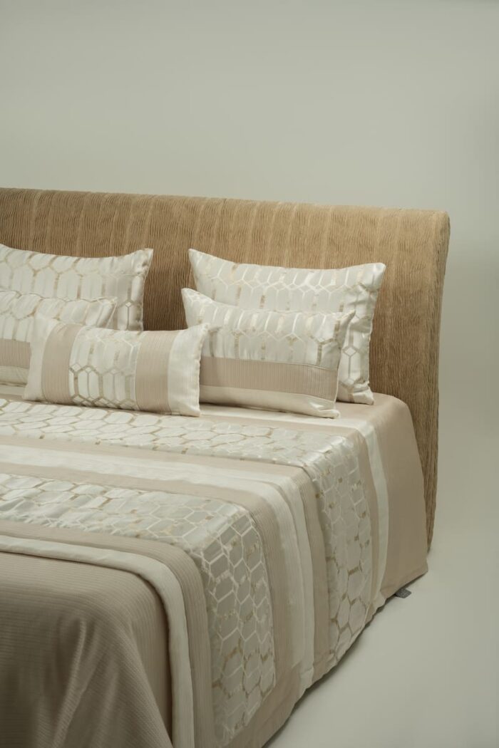 Couvre-lit royal 7 pièces – Image 6