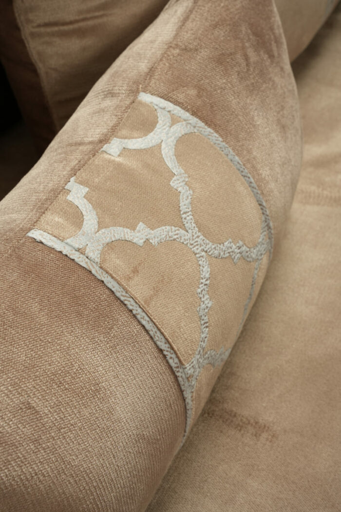 Couvre-lit sérigraphié en marron - Motif gris – Image 9