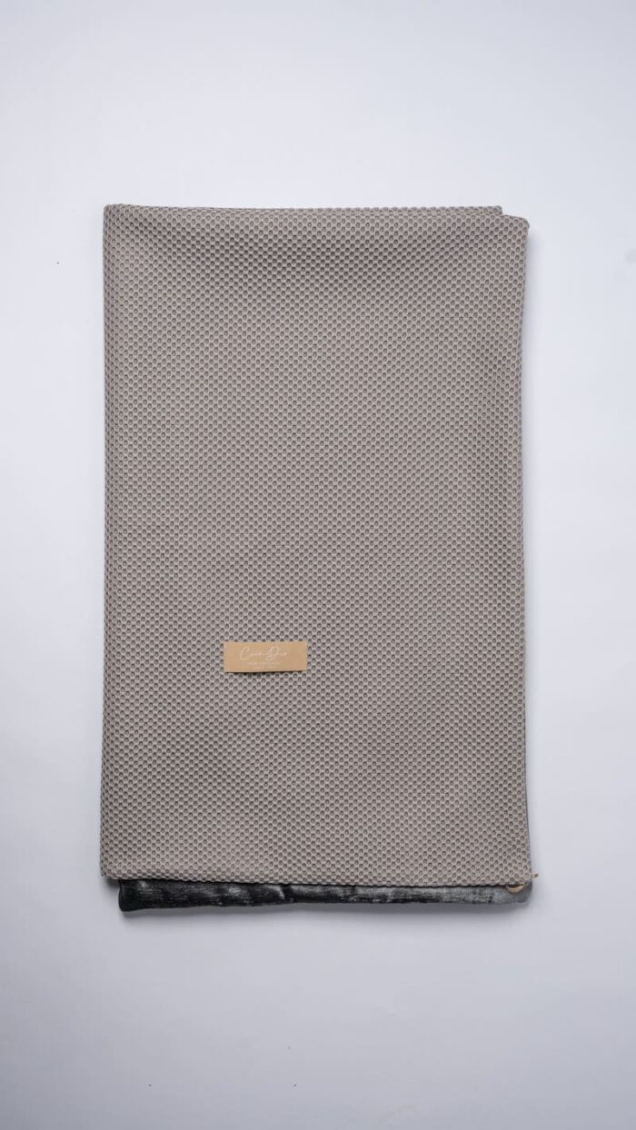 Plaid double texture en gris clair – Image 1