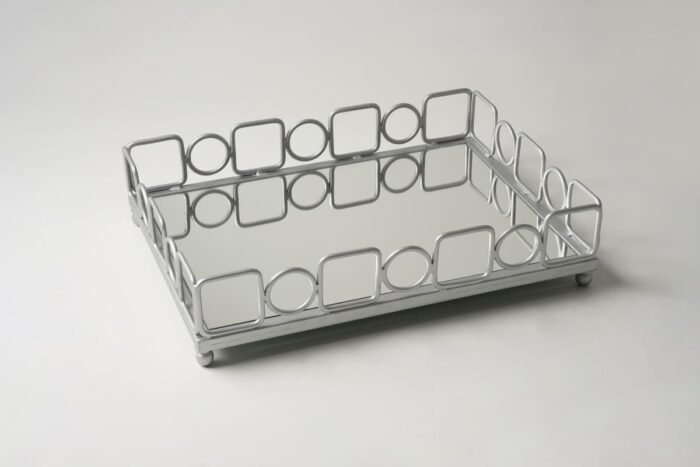 Plateau rectangulaire argent grand modèle - Contour carrés cercles – Image 2