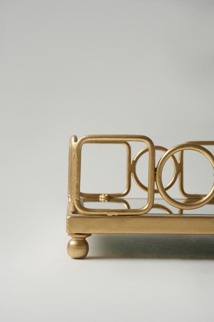 Plateau rectangulaire doré petit modèle - Contour carrés cercles – Image 2
