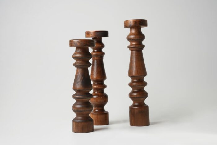 Série de 3 chandeliers en bois – Image 12