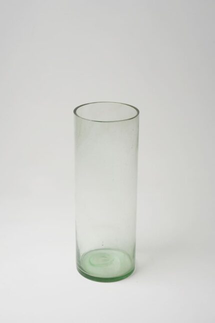 Vase cylindrique en verre soufflé