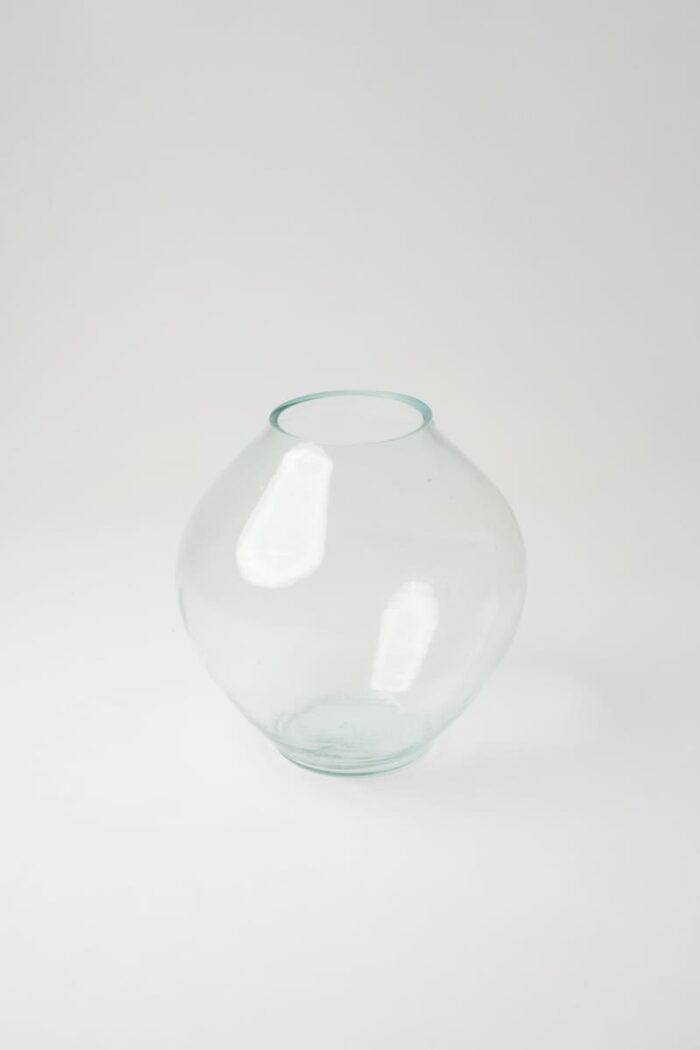 Vase boule en verre soufflé – Image 1