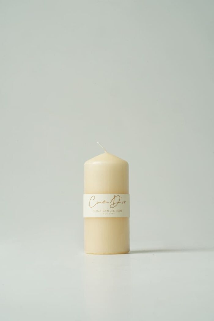 Bougie classique beige – Image 1