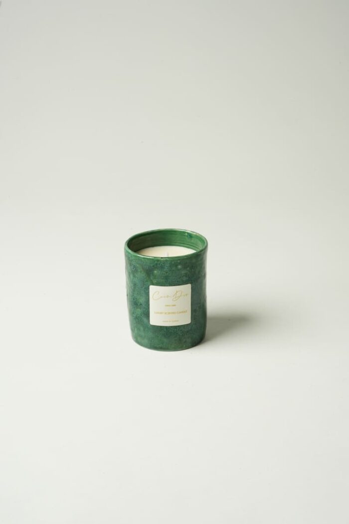 Bougie parfumée verte - Bois de santal – Image 1