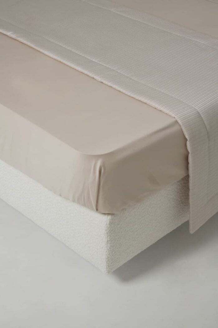 Chemin de lit zigzag beige – Image 3