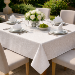 Nappe blanche jacquard imperméable et anti tâches