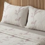 Jeté de lit 3 pièces - Blanc cassé brodé en rose – Image 2