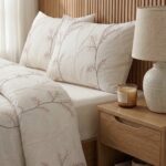Pack housse de couette brodée - Blanc cassé & rose – Image 2