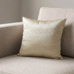 Coussin carré doré froissé