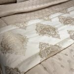 Couvre-lit 7 pièces – Baroque beige – Image 3