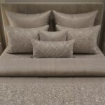 Couvre-lit 8 pièces - Géométrique grège pailleté – Image 2