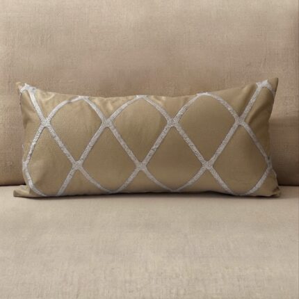 Coussin marron clair sérigraphié - Motif treillis gris moucheté