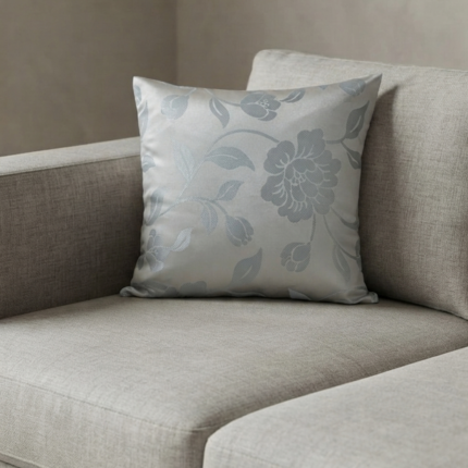Coussin carré floral bleu clair