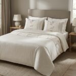 Pack housse de couette unie bande brodée - Blanc cassé et rose