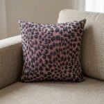 Coussin carré froissé mauve
