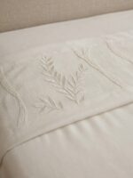 Parure de lit unie blanc cassé - Bande brodée – Image 4