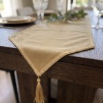 Chemin de table en lin - Beige doré finition tressée
