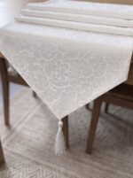 Chemin de table imperméable et anti tâches - Jacquard blanc – Image 2