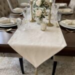 Chemin de table en lin - Beige rosé à motif ton sur ton
