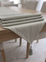 Chemin de table en lin - Gris verdâtre – Image 2