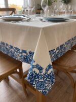Nappe unie imperméable et anti tâches avec bande arabesque bleu petit motif – Image 2